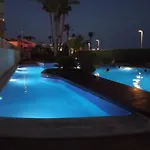 דירה Cormorant Suite, Sea Terrace & Pools